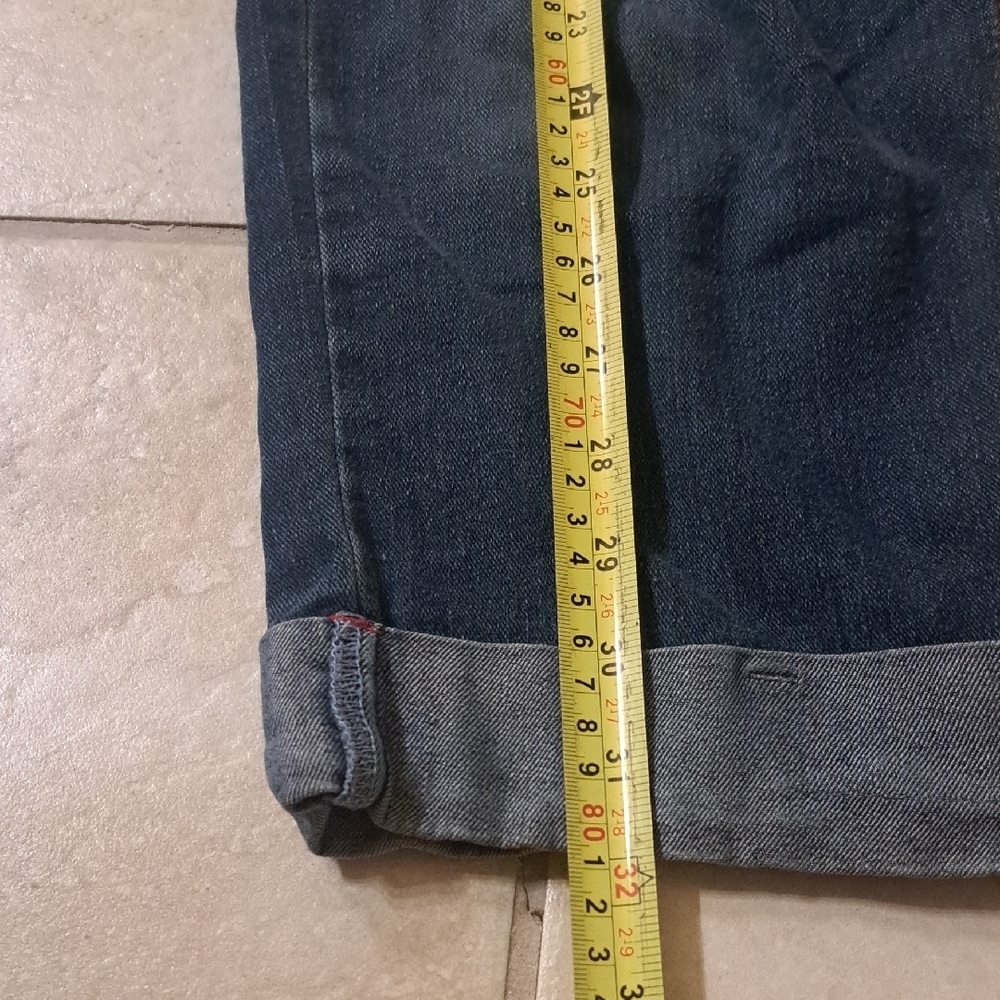 17/21 Blue Jean Capri's, Size 10 (Run Large) - Picture 5 of 5